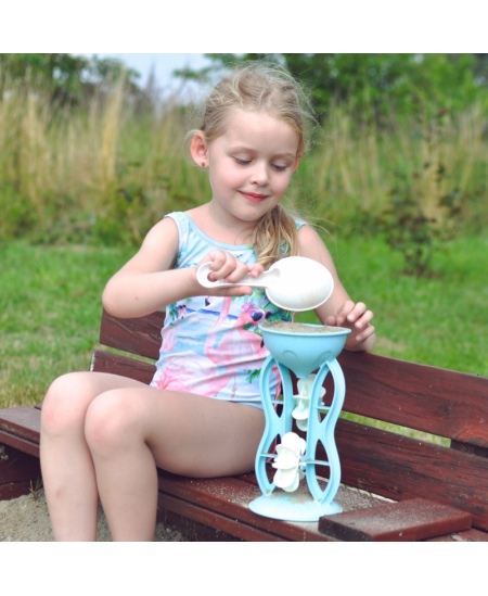 Smilšu komplekts ar griezuli un laistāmo kannu WOOPIE, 10 daļas