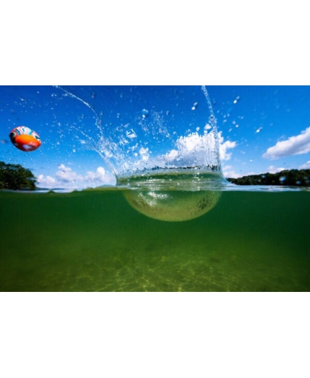 Uz ūdens lēkājoša bumbiņa WABOBA Original, dažādas krāsas