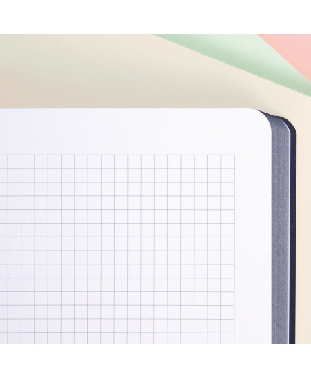 Piezīmju grāmatiņa MILAN, A4, 48 lapas, rūtiņu, zaļa