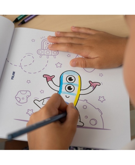 Krāsojamā grāmatiņa MILAN Alien Invasion