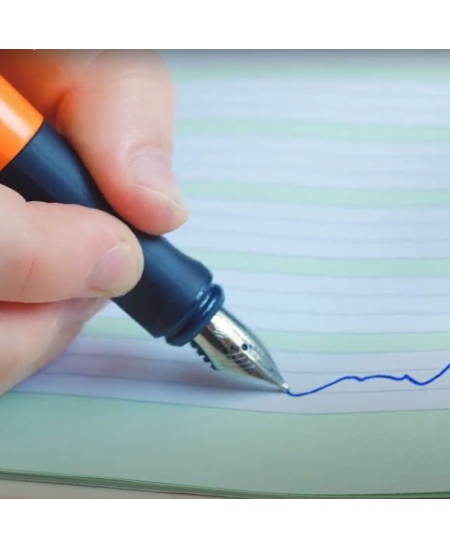 Tintes pildspalva Wavy, melns korpuss