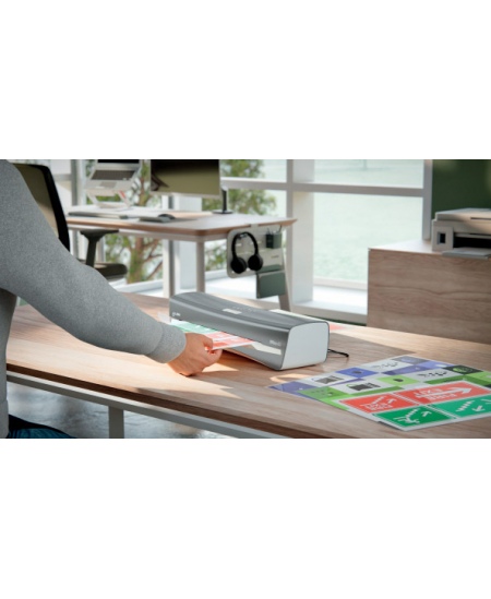 Laminēšanas aparāts LEITZ Office A3, sudraba krāsā