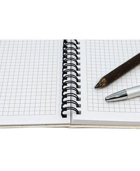 Spirālveida piezīmju grāmatiņa SM-LT ECO Art, A6, 70 lapas, ar kvadrātiņiem
