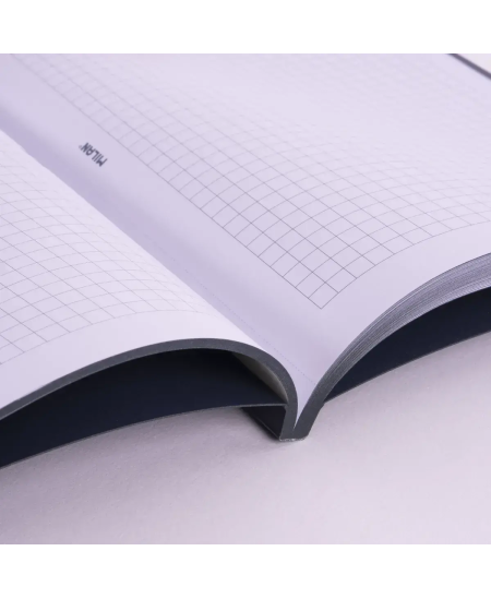 Piezīmju grāmatiņa ar rūtiņām MILAN, A5, 48 lapas, zila