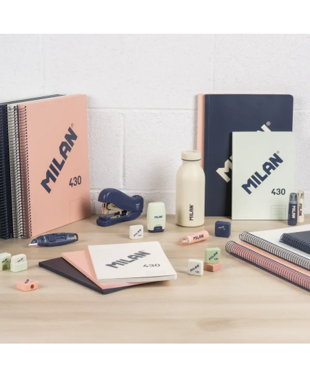 Piezīmju grāmatiņa ar rūtiņām MILAN, A5, 48 lapas, zila