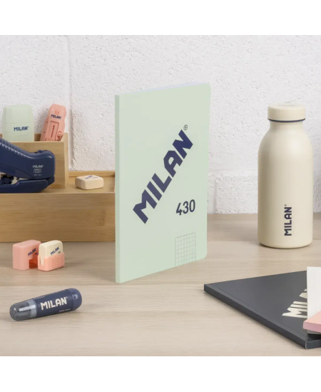 Piezīmju grāmatiņa ar rūtiņām MILAN, A5, 48 lapas, zaļa