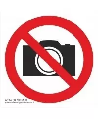 Draudžiamasis saugos ženklas \"Draudžiama filmuoti ir fotografuoti\"